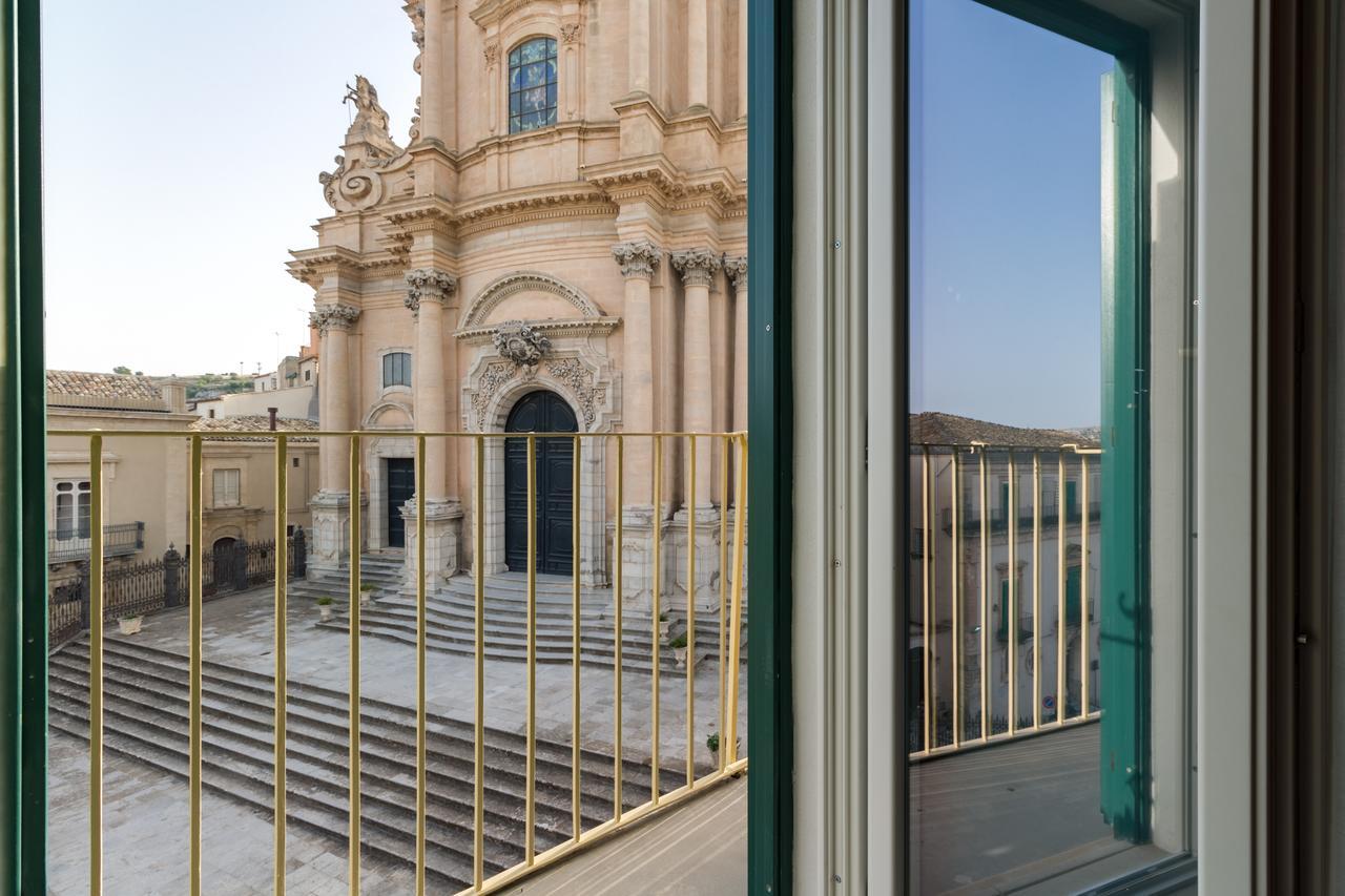 Appartamenti Vista Duomo - Ibla - Pomelia Ragusa Bagian luar foto