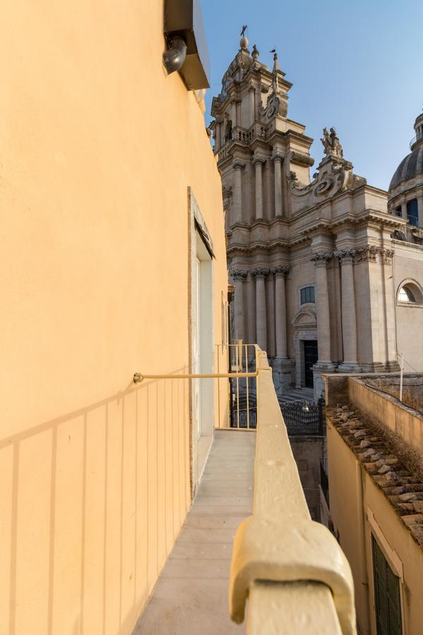 Appartamenti Vista Duomo - Ibla - Pomelia Ragusa Bagian luar foto