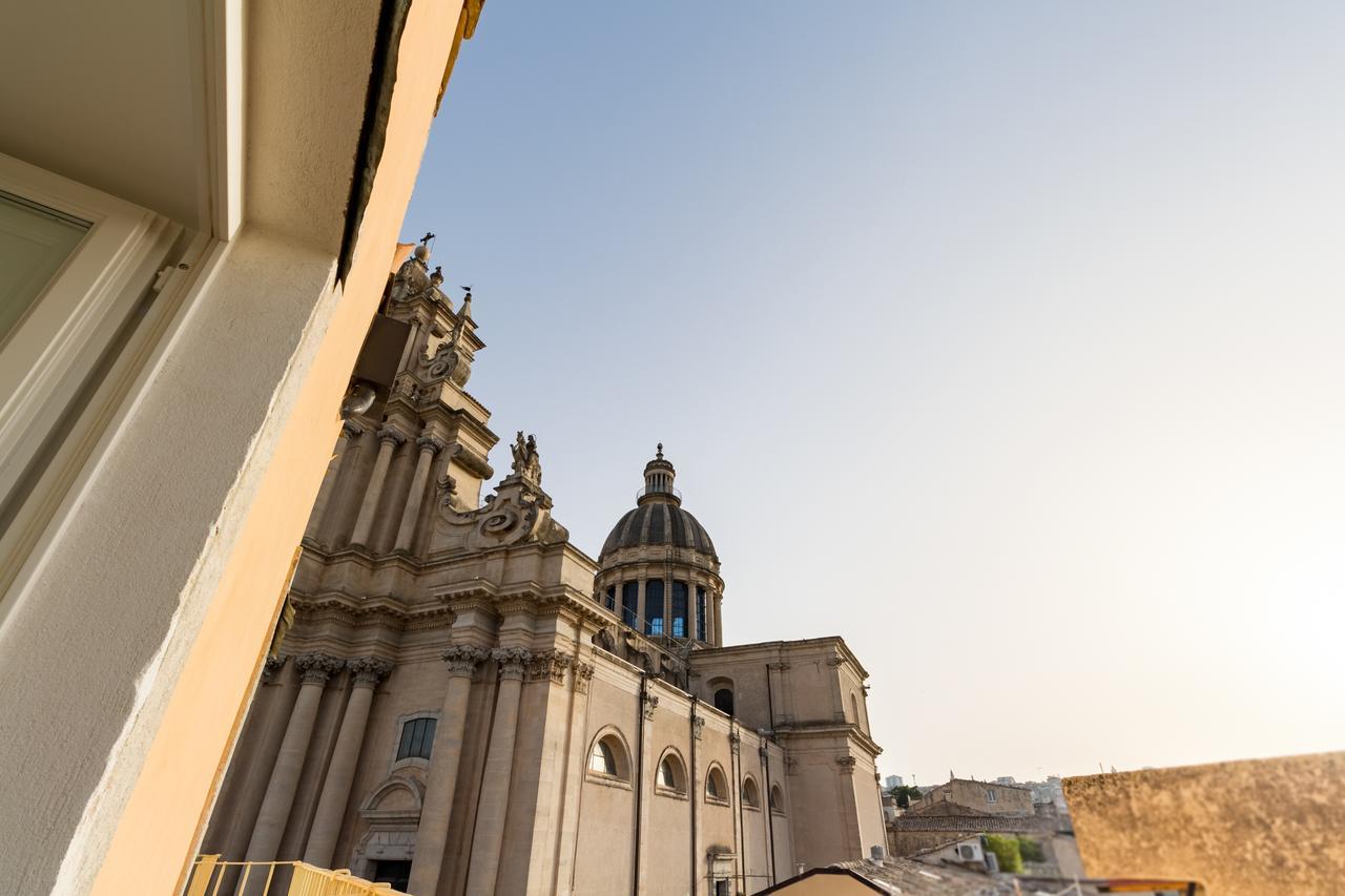Appartamenti Vista Duomo - Ibla - Pomelia Ragusa Bagian luar foto