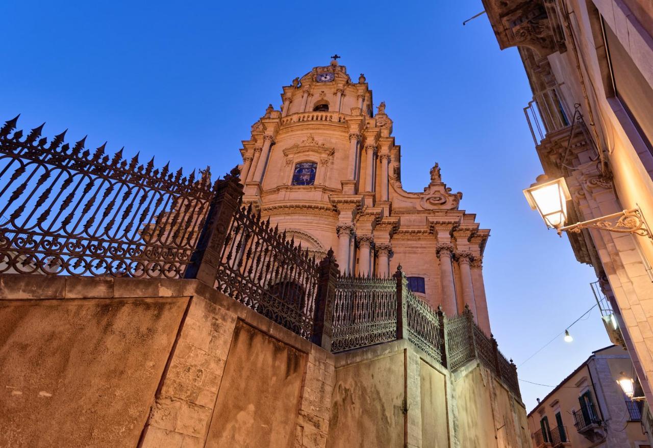 Appartamenti Vista Duomo - Ibla - Pomelia Ragusa Bagian luar foto